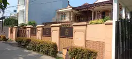 Rumah 2Lantai Clasik Mewah Murah Luas di Billymon Pondok Kelapa Jaktim