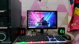 PC GAMING DESIGN + LCD + RAM 8 GB + HD 320 GB + GAMES APLIKASI