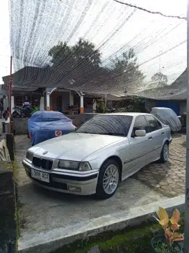 BMW E36 323i 1997