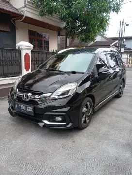 Honda Mobilio RS'2015 AT,Jjarang pake,mulus seperti baru