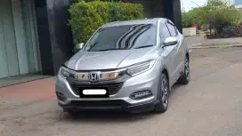 Honda hrv se 2018 silver pajak panjang cash kredit bisa