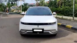 Hyundai ioniq 5 long range signature 2022 putih