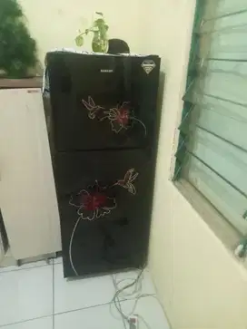 Kulkas Sanken 1 Tahun Pemakaian (Kulkas 2 pintu)