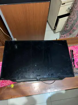 TV LED SHARP 32 INCH TIPE 32LE1801