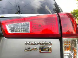 BU Low KM Innova Reborn Diesel (Istimewa)