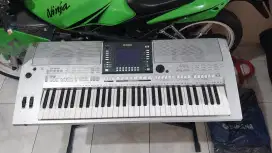 Yamaha psr s710 bisa tt