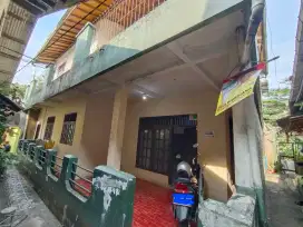 Dijual Rumah Besar 2 Lantai Dekat Surken