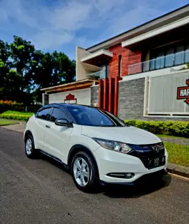 HONDA HRV E CVT 2015 ISTIMEWA,BU!!