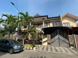 Dijual Rumah Mewah Rungkut Asri Bangunan Terawat Lantai Full Marmer