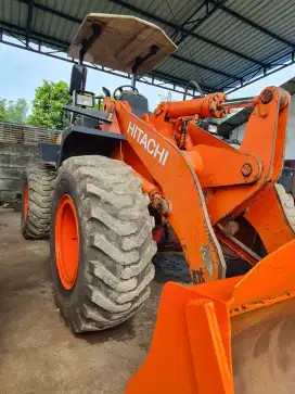 Dijual Loader Hitachi LX 80