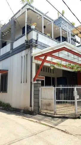 Dijual Cepat Rumah 2.5 Lantai Dekat Tol Jatiasih Bekasi