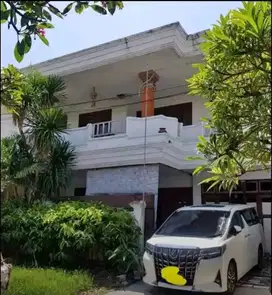RUMAH MEWAH BUTUH RENOVASI BALI