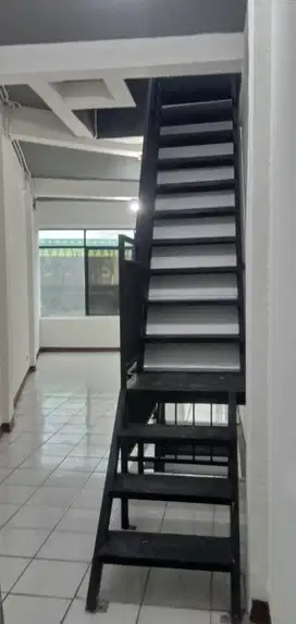 DIJUAL/DISEWAKAN RUKO KEBAYORAN BARU 2LANTAI PINGGIR JALAN