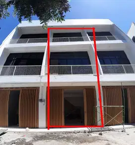 Disewakan Ruko Area Komersial Rungkut Asri