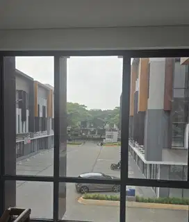 Disewakan ruko hoek campton bsd tangerang selatan 3lantai