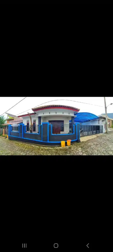 Rumah lokasi strategis & nyaman ditengah kota