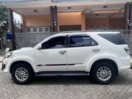 Toyota Fortuner 2012 Bensin