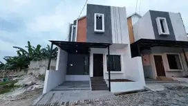 rumah 2 lantai dijatiasih 4 kamar tidur, hanya 12 menit ke pintu tol