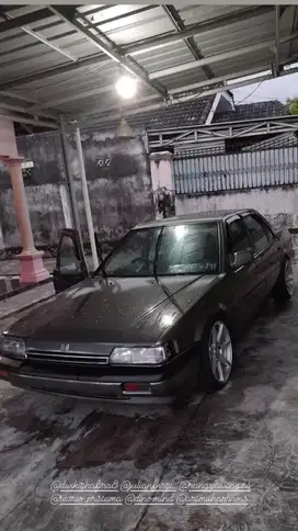 Honda Accord 1986 Bensin