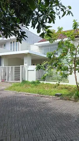 dijual murah rumah lokasi pbi araya malang