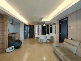 Disewakan Apt The Royale Springhill Kemayoran 2+1BR Luas 165m2  VR1106