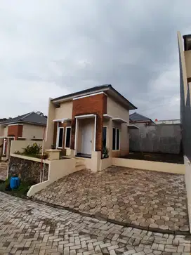 Dijual Rumah Bagus Di Cluster Pandawa Residence Mijen Dekat BSB City