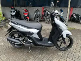 Gear new 2022 km low 28.000 an