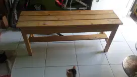 Kursi kayu  102 x 48cm