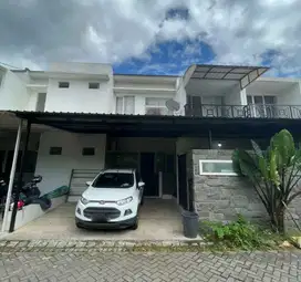 ‼️TURUN HARGA‼️Rumah 2 Lantai diFecasa Residence Lakarsantri SBY.