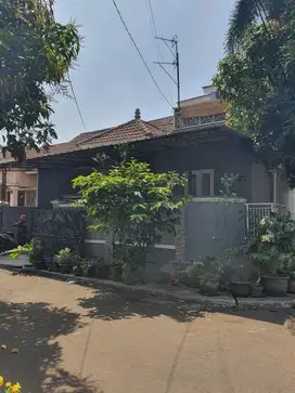 Dijual Rumah Minimalis di Villa Nusa Indah 5