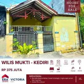 Rumah di perunamahan dekat RS Lirboyo Kediri