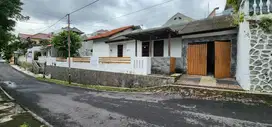 Dijual Rumah di Jl Gombel Permai, Srondol - Semarang