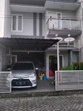 Dijual Cepat Rumah Teluk Grajakan Dekat Binus dan Hotel Mercure Malang