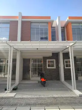 Disewakan Rumah 2 Lantai Cluster Arcadia Pik 2
