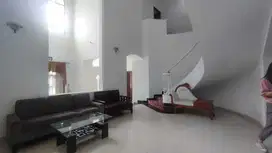 Rumah Nyaman di PRV Parahyangan Rumah Villa Sarijadi Bandung