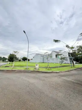 TERMURAH KAVLING HADAP TIMUR LAUT DI JALAN UTAMA VICTORIA ALAM SUTERA