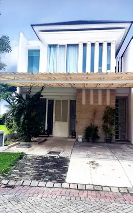 Imperial Beach 168m2 Pakuwon City. Palm beach, casa tobago