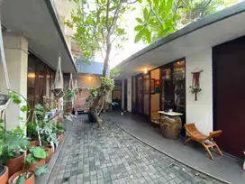 Dijual Rumah Asri, Terawat & Lokasi Strategis di Kebayoran Baru Jaksel