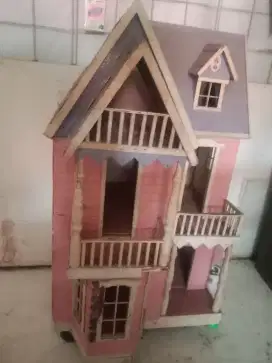 Rumah barby ukuran jumbo