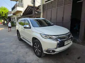 Mitsubishi Pajero Sport Dakar 2.4 Solar Matic AT Tahun 2016 Putih 2017