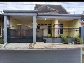 DISEWAKAN RUMAH SAWOJAJAR 1 DEKAT EXIT TOL MALANG DAN PASAR SAWOJAJAR