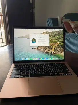 MacBook Air Retina (13-inch 2020)