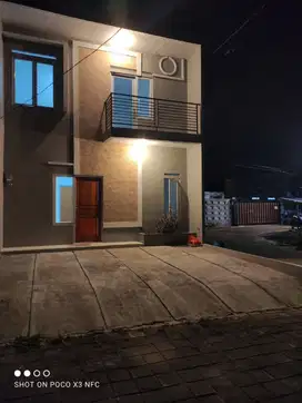 Dijual Murah Rumah Bagus 2LT Dekat Cibinong City Mall Bogor