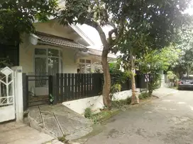 Hot Sale, Rumah Pisok Bintaro Jaya Sektor 5