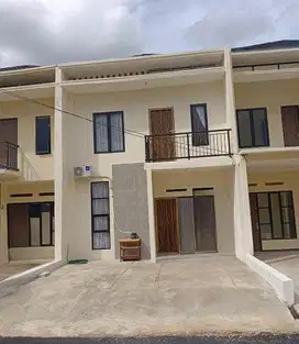 rumah cantik tipe 50/60 suasana sejuk dan asri