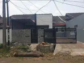 Dijual Rumah 1,5 Lantai SHM di Ciledug Tangerang