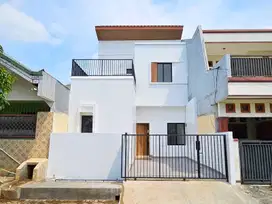 Dijual cepat Rumah siap huni 2 Lantai di Harapan Indah bekasi