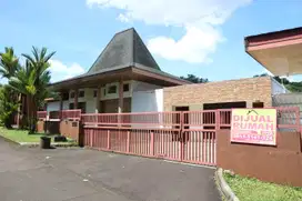 Rumah/Villa Megamendung Bogor LT 1082 LB 635 SHGB 7 KT 5 KM