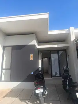 DI SEWA RUMAH SUTA KASA Dekat pik 2 dan akses tol bandara 5x12.5, 2 KT