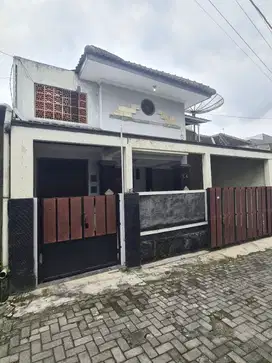 DIJUAL RUMAH  PERUM 2 LANTAI DEKAT SMA TARUNA NUSANTARA MAGELANG